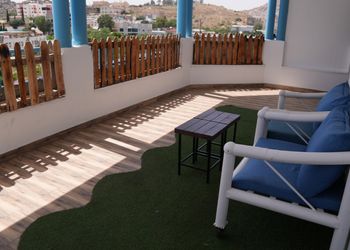 شالية دورين بخمس غرف نوم وبلكونه