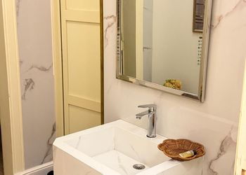 استديو بسرير ماستر