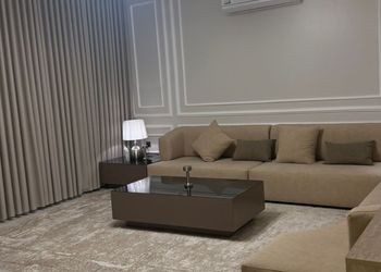 شقة بغرفة معيشة وغرفة نوم 