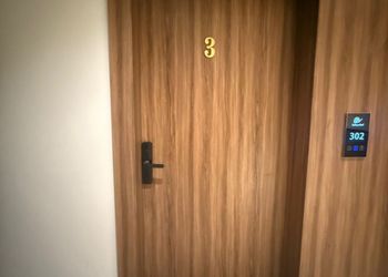 استديو بسرير ماستر ودخول ذاتي