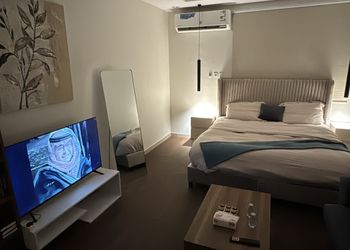 استديو بسرير ماستر ودخول ذاتي