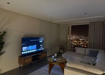 استديو هادئ بسرير ماستر 