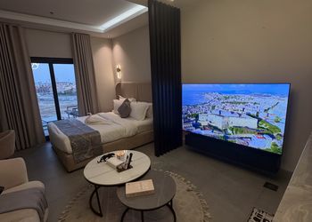 استديو هادئ بسرير ماستر 