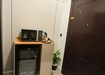 استديو هادئ بسرير ماستر