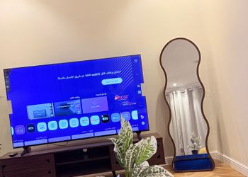 استديو بسرير ماستر وجلسة جانبية