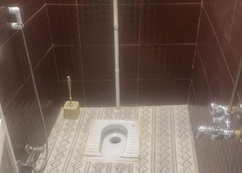 استراحة بجلسة خارجية ومسبح