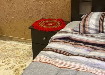 استراحة بمجلس وفناء خارجي 