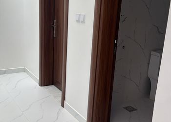 استراحة بمجالس واسعة وأثاث مريح 