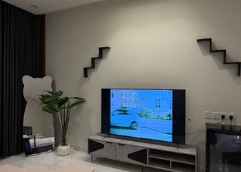 استديو هادئ بدخول ذاتي 