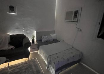 استديو هادئ بسرير ماستر 