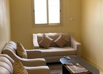 شقة بغرفتين نوم وصالة جلوس