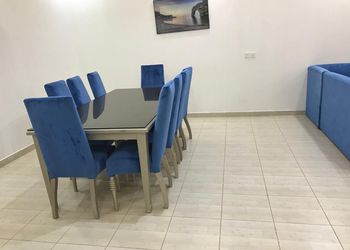 شاليه بمسبح وجلسة خارجية