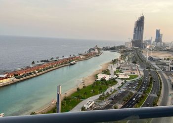 شقة انيقة بغرفتين نوم وصالة