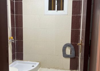 استراحة بجلسة خارجية وفناء خارجي