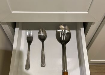 استديو بسرير ماستر وجلسة جانبية