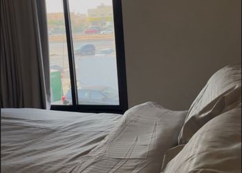 شقة بغرفه نوم وصالة