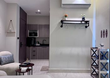 استديو هادئ بسرير ماستر 