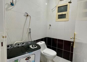استديو هادئ بدخول ذاتي 