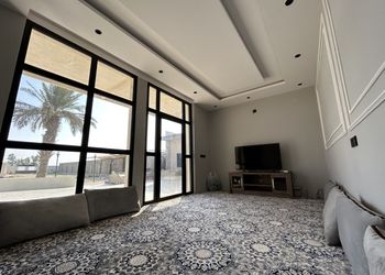 شاليه خاص مع ملعب بادل