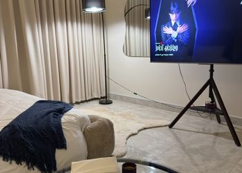 استديو هادئ بسرير ماستر 