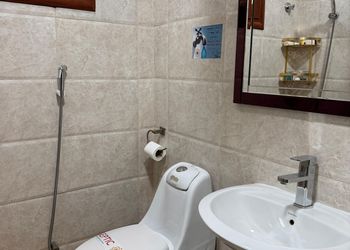 شقة بغرفة معيشة وغرفة نوم 