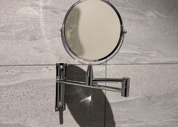 استديو بأثاث مريح وبسيط