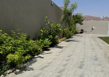 شاليه بمسبح خارجي 
