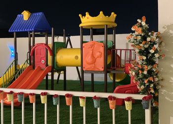 استراحة بألعاب أطفال