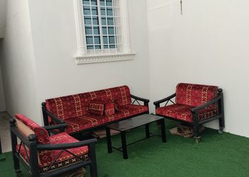 شاليه بجلسة خارجية وأجواء ممتعة 
