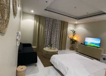 استديو هادئ بسرير ماستر 