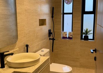 استديو بسرير ماستر وجلسة جانبية 