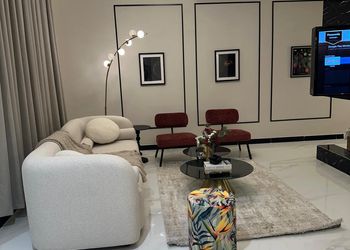 استديو بسرير ماستر وجلسة جانبية