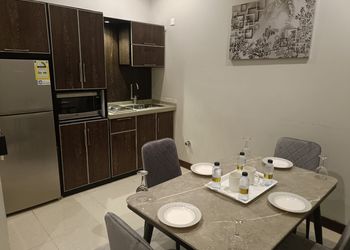 شقة بصالة وغرفة نوم
