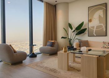 شقة بغرفة معيشة وغرفتين نوم 