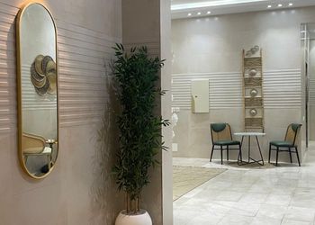 استديو بسرير ماستر وأثاث مريح 