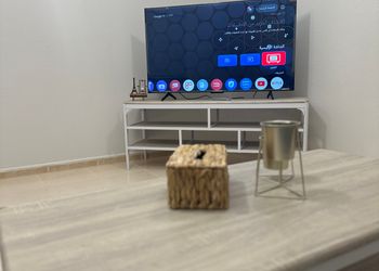 استديو بسرير ماستر
