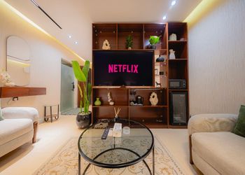 استديو هادئ بسرير ماستر 