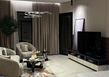 استديو بسرير ماستر وجلسة جانبية 