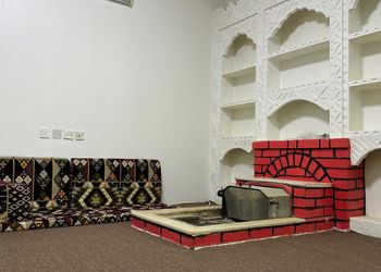 استراحة بمسطح اخضر وجلسة