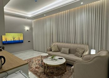 شقة بغرفة نوم وغرفة معيشة