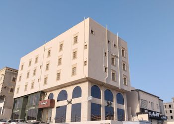 شقة بغرفتين نوم وصالة