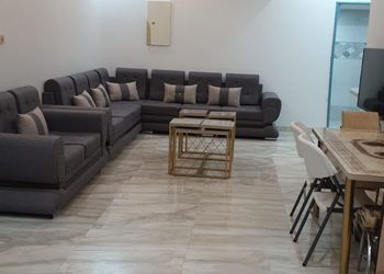شاليه بمسطح اخضر و مسبح