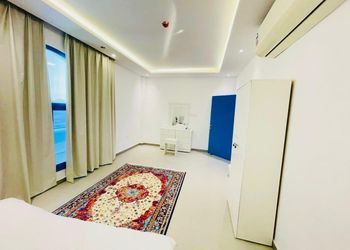 شاليه باطلاله على البحر