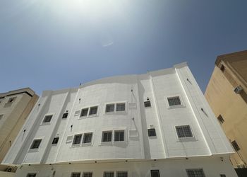 استديو هادئ بدخول ذاتي 
