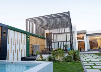 شاليه بمسبح و ألعاب اطفال 