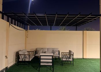 فيلا بمسطح اخضر
