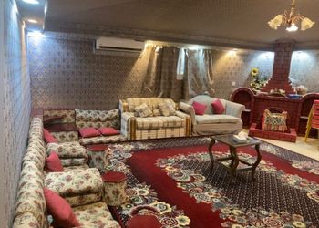 شقة بغرفة معيشة وغرفتين نوم 
