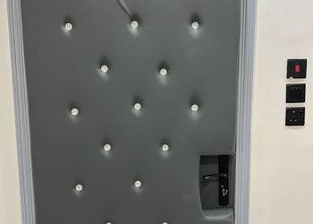 استديو بسرير ماستر وجلسة جانبية