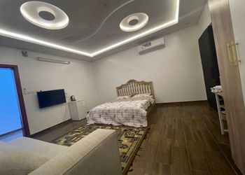 استديو هادئ بسرير ماستر 