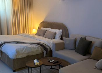 استديو بسرير ماستر ودخول ذاتي 
